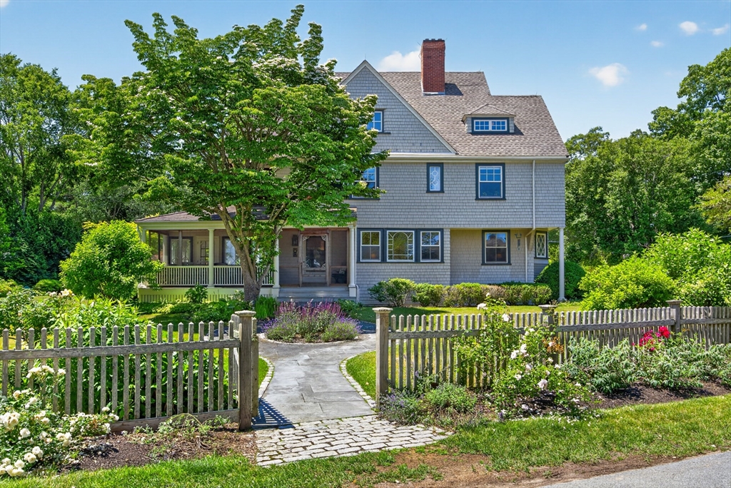 72 Water Street Marion, MA 02738 - Photo 2 of 42