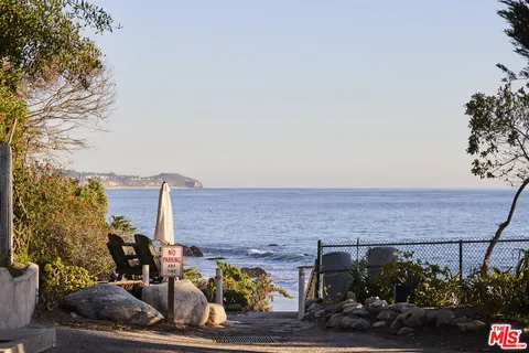 $3,875,000 | 31875 Sea Level Drive, Malibu, CA 90265