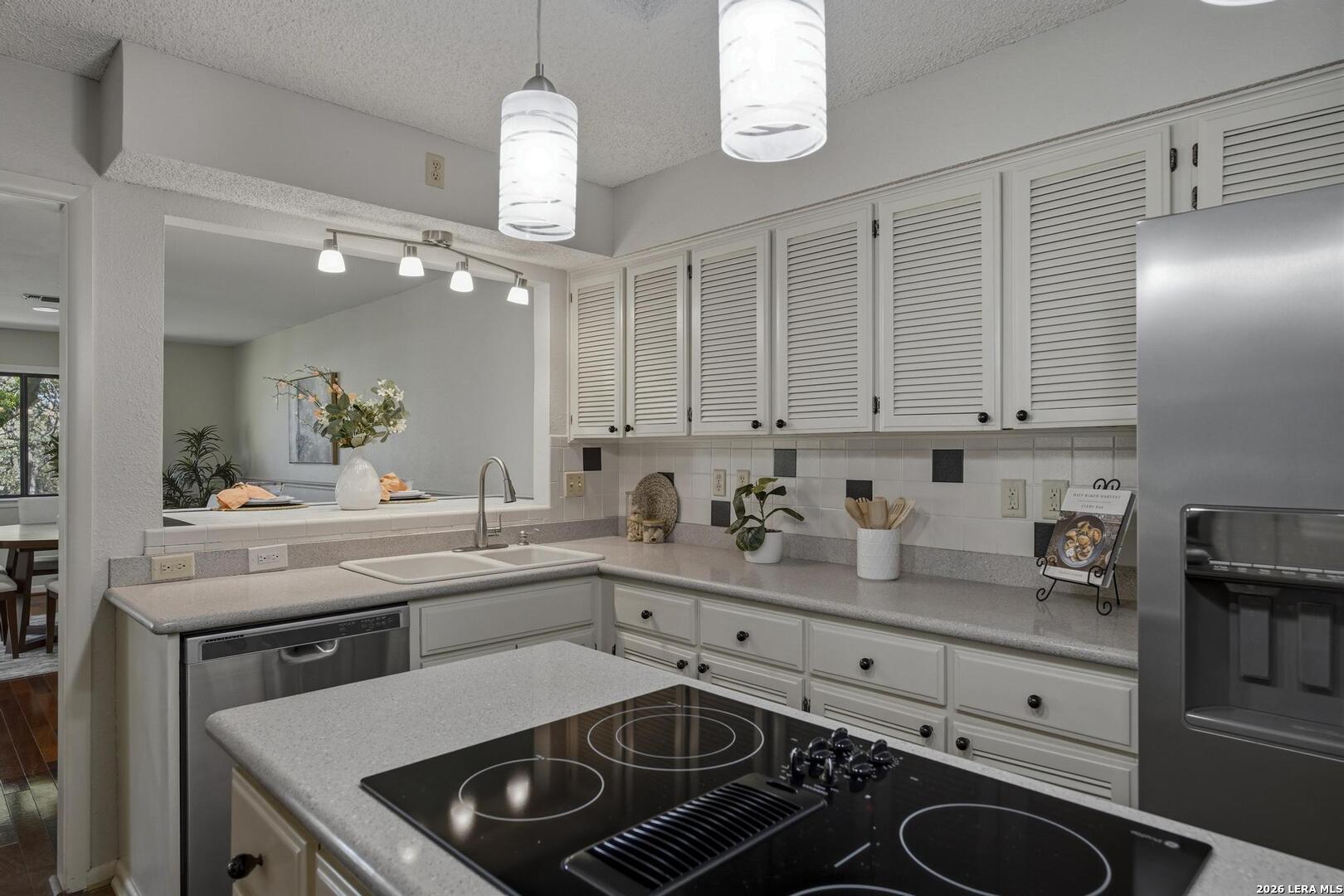 29307 Summit Ridge Drive Fair Oaks Ranch, TX 78015 - Photo 15 of 36