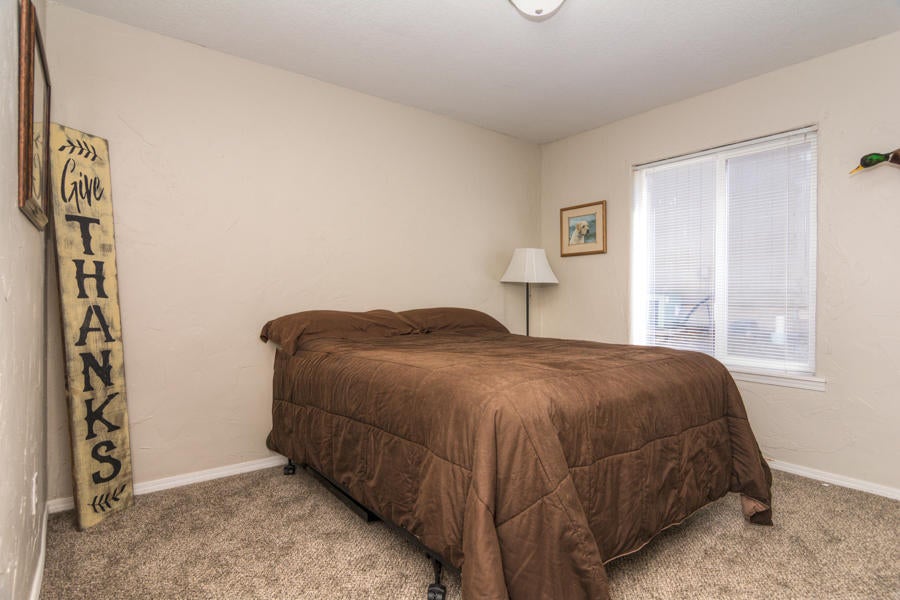 2139 Southwest 35th Street Redmond, OR 97756 - Photo 16 of 24 35th St SW 2139 Web (18 of 28)