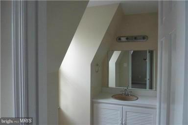 6735 Towne Lane Road McLean, VA 22101 - Photo 12 of 24