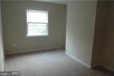 6735 Towne Lane Road McLean, VA 22101 - Photo 6 of 24 an empty room with a window