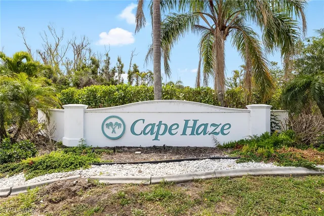 $170,000 | 260 Green Dolphin Drive, Placida, FL 33946