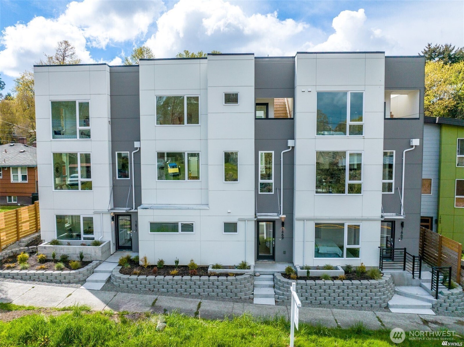 1467 South Columbian Way Seattle, WA 98144 - Photo 1 of 25 Gallery Image 1