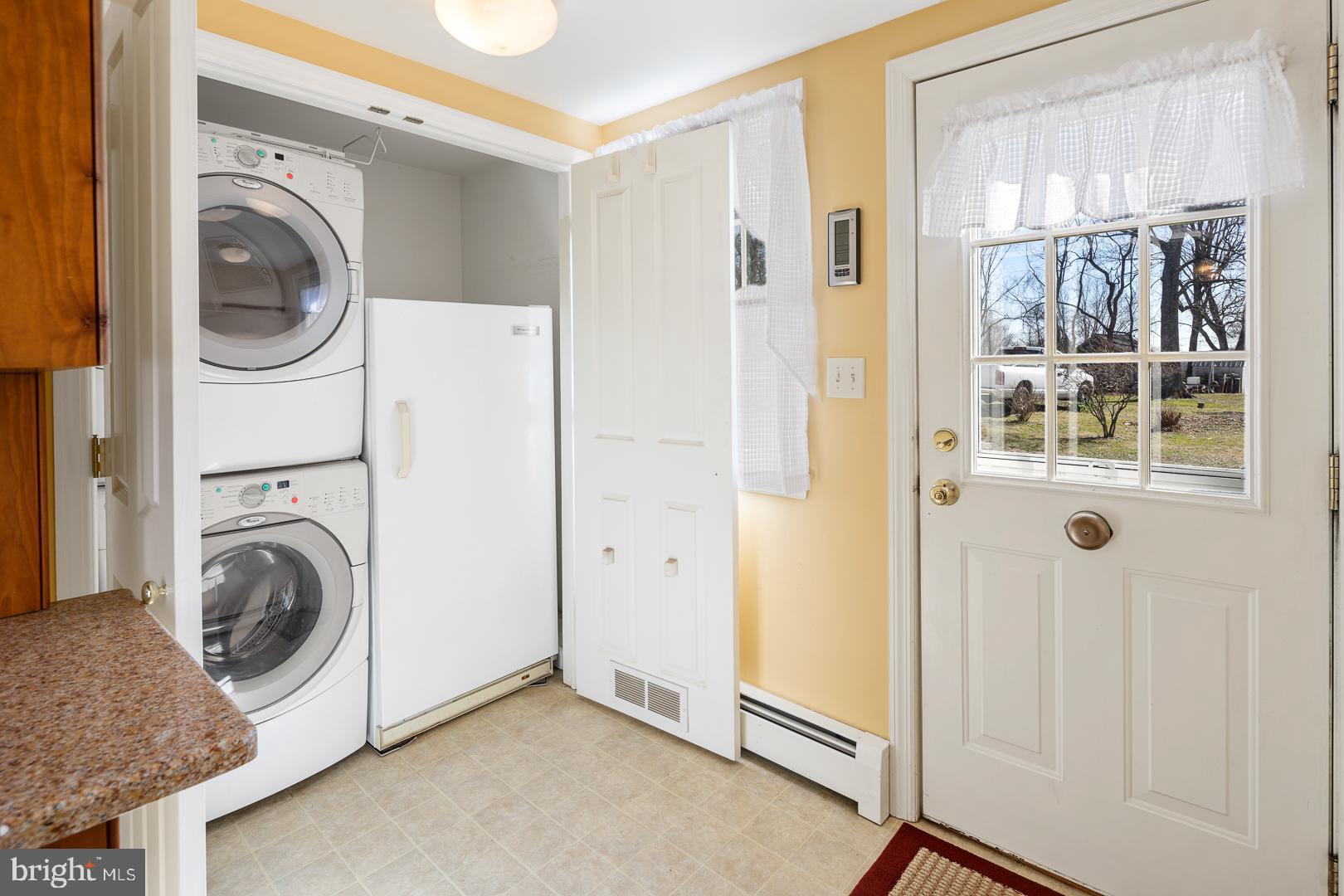 76 Penn Hopewell Road Pennington, NJ 08534 - Photo 8 of 25 Gallery Image 8