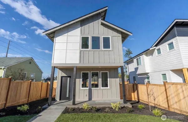 $520,000 | 6642 South Alder Street, Tacoma, WA 98409