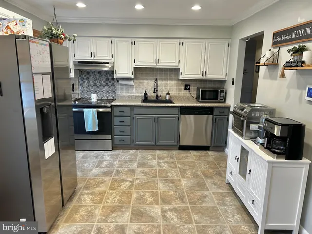 $424,900 | 304 Thackeray Lane, Williamstown, NJ 08094