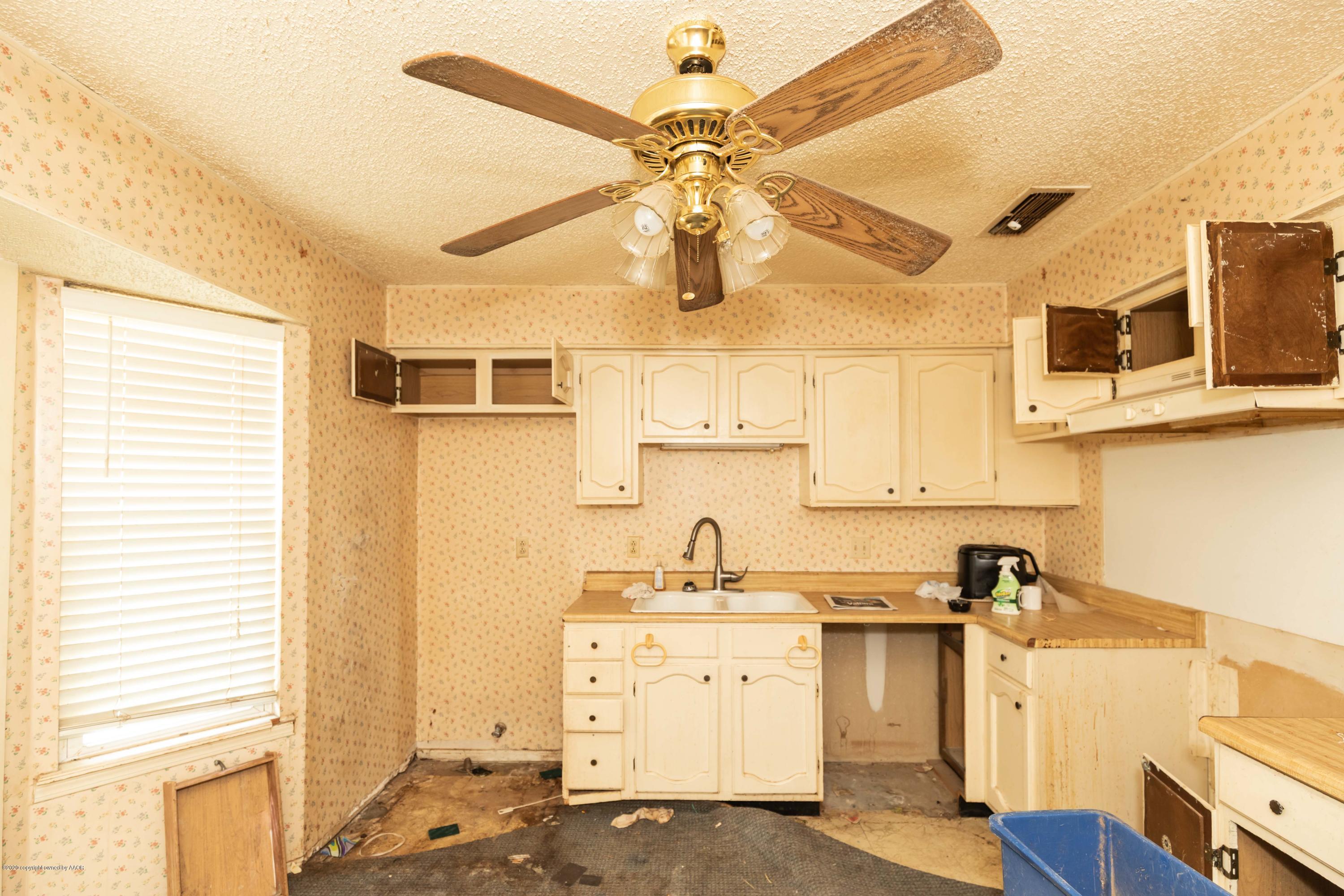 3105 Surf Drive Amarillo, TX 79110 - Photo 7 of 17 KITCHEN VIEW 1