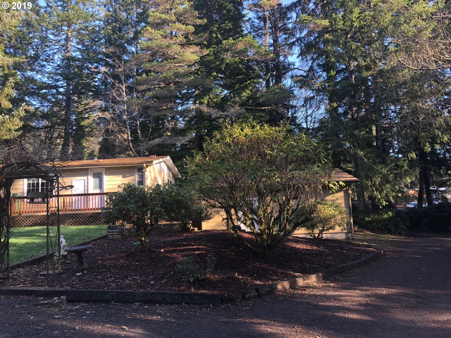 84954 Branch Road Florence, OR 97439 - Photo 3 of 26 Gallery Image 3