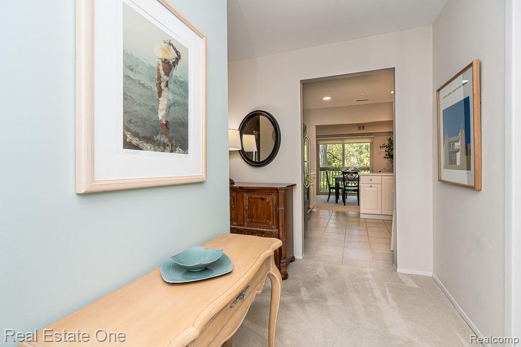 1697 Riverside Drive, Unit 15 Rochester Hills, MI 48309 - Photo 12 of 32 Gallery Image 12