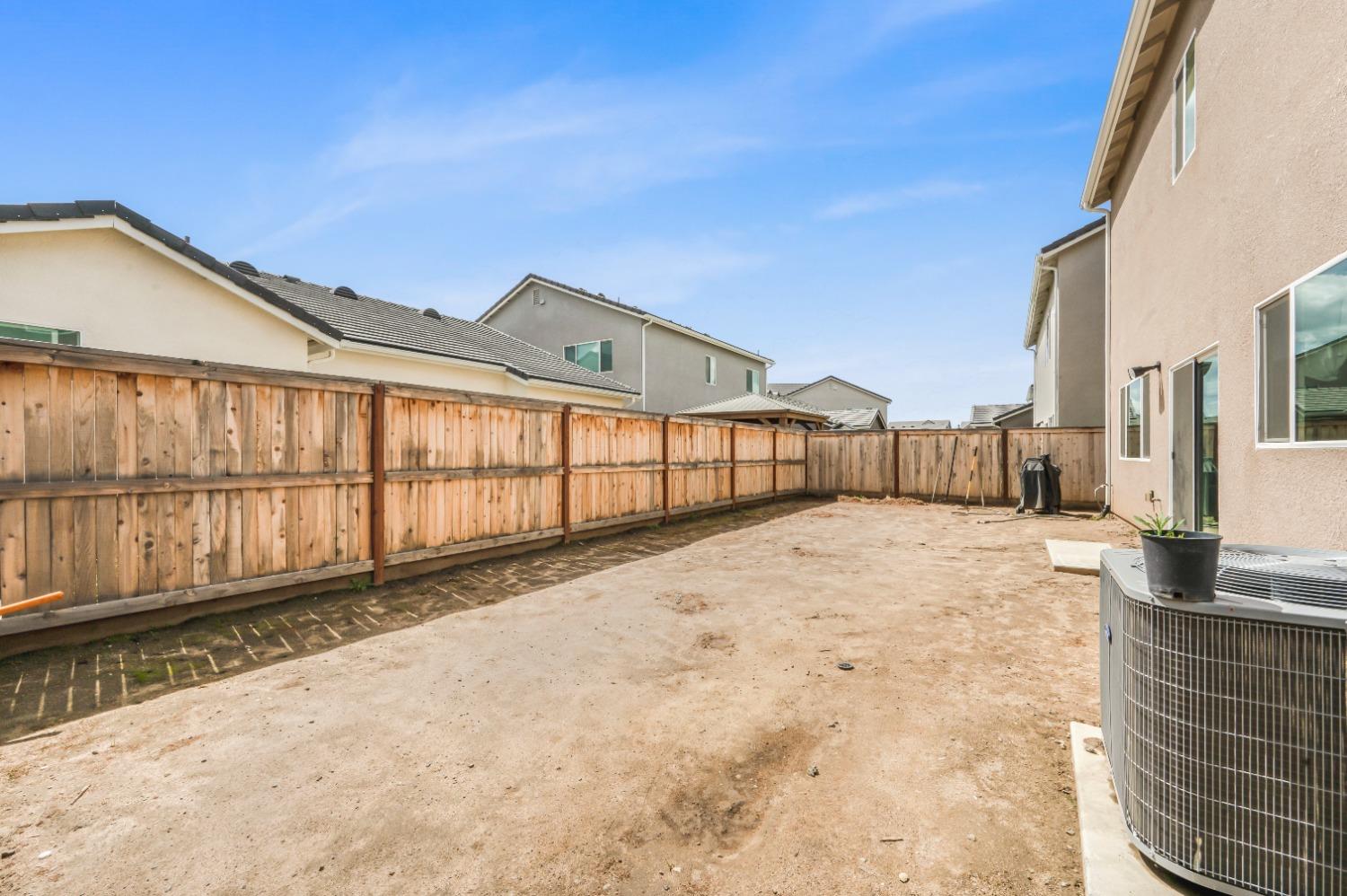 966 Kelso Avenue Clovis, CA 93619 - Photo 26 of 27