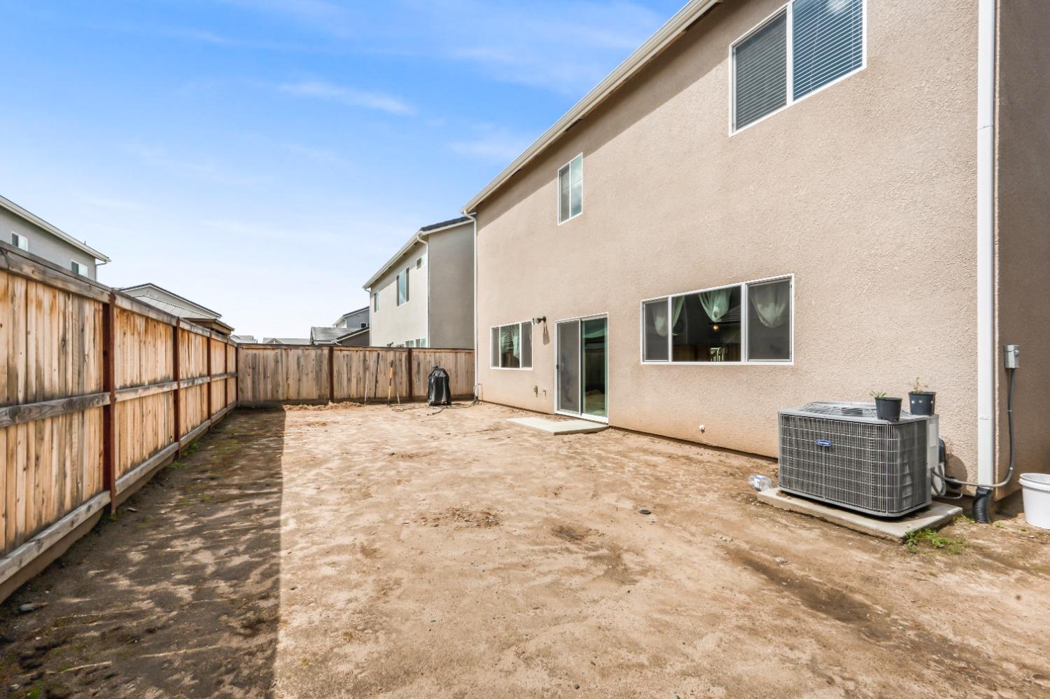 966 Kelso Avenue Clovis, CA 93619 - Photo 27 of 27