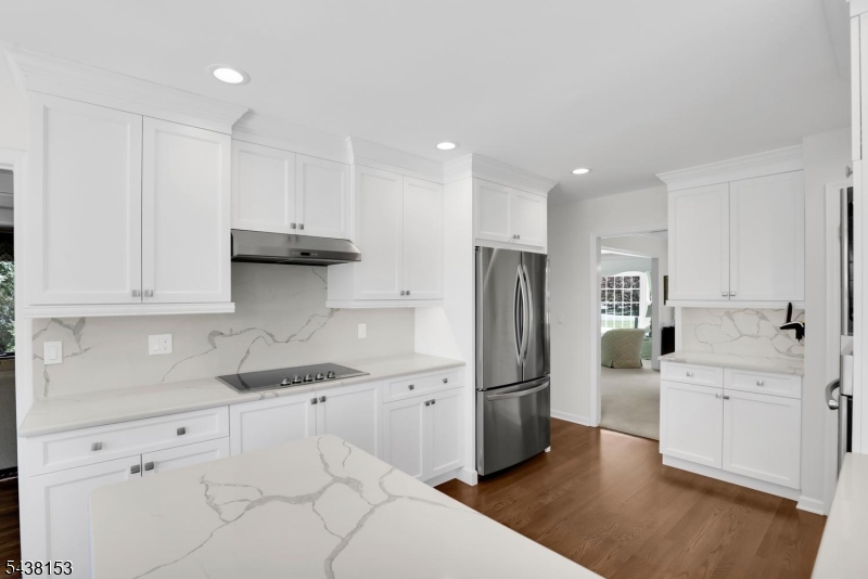 80 Juniper Way Bernards, NJ 07920 - Photo 12 of 48