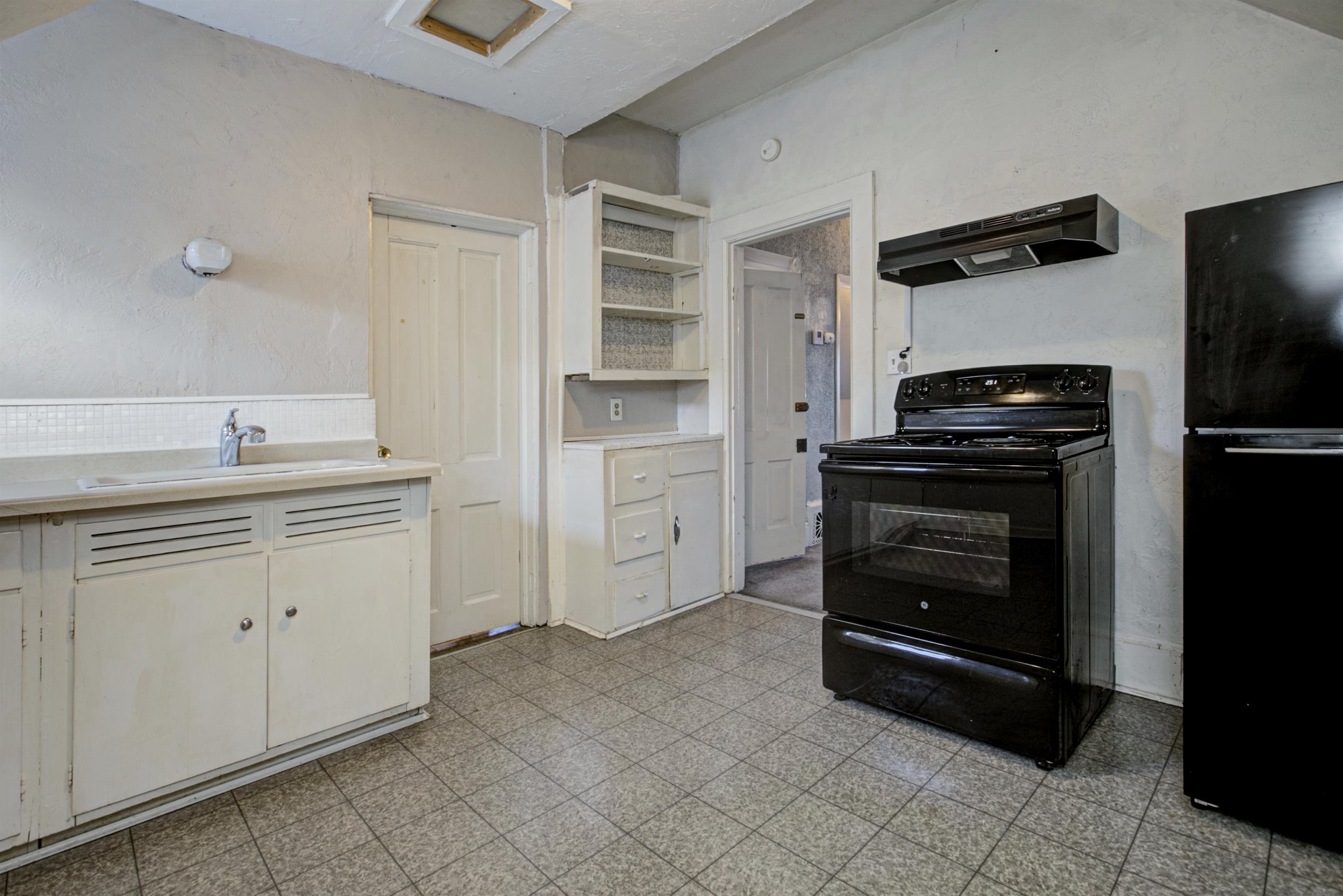 121 East Spring Street Appleton, WI 54911 - Photo 35 of 37