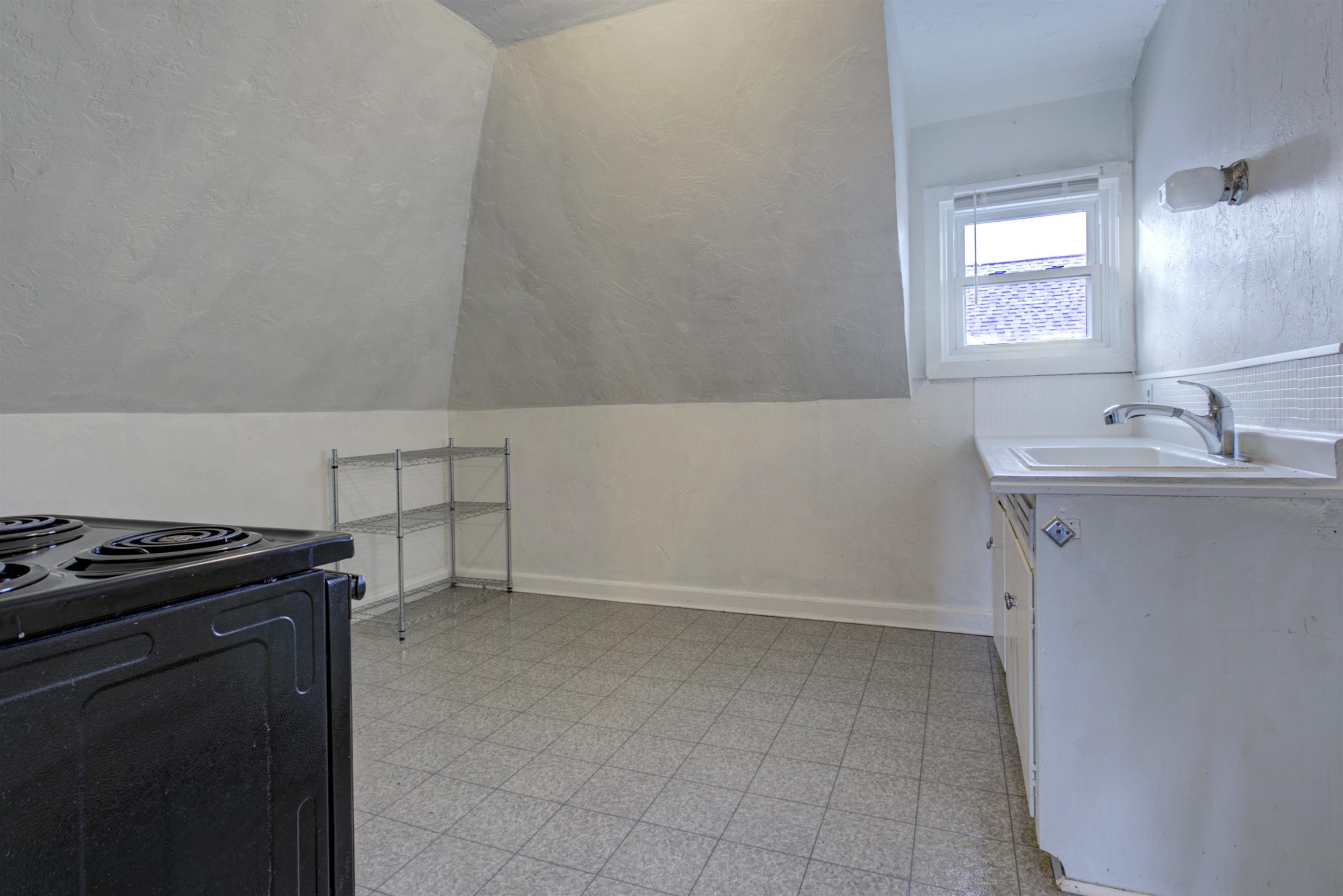 121 East Spring Street Appleton, WI 54911 - Photo 36 of 37