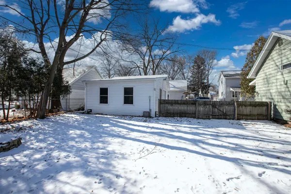 $254,900 | 121 East Spring Street, Appleton, WI 54911