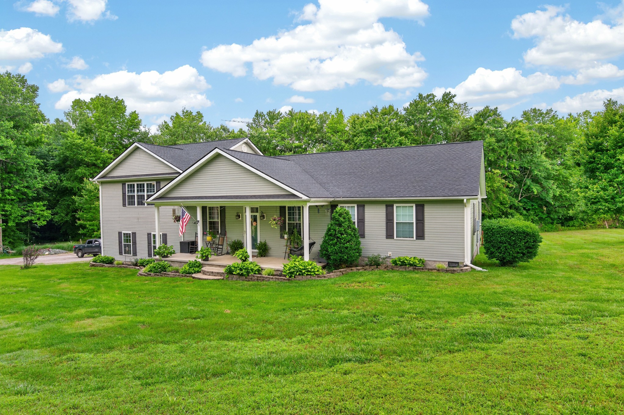 365 Harris Road Beechmont, KY 42323 - Photo 2 of 34