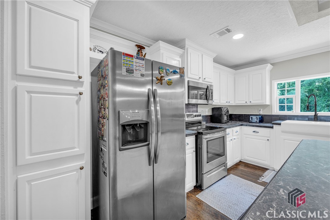 537 Jackson Jefferson, GA 30549 - Photo 6 of 67