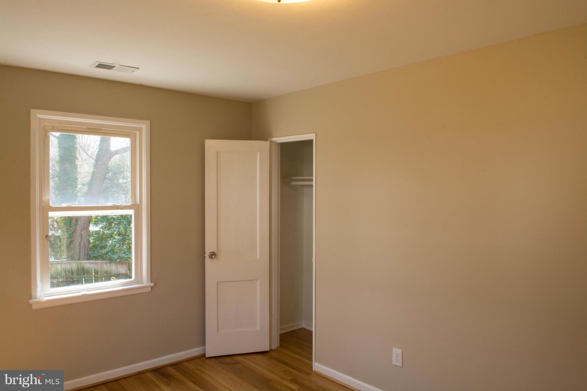 12209 Bluhill Road Silver Spring, MD 20902 - Photo 18 of 24 Bedroom