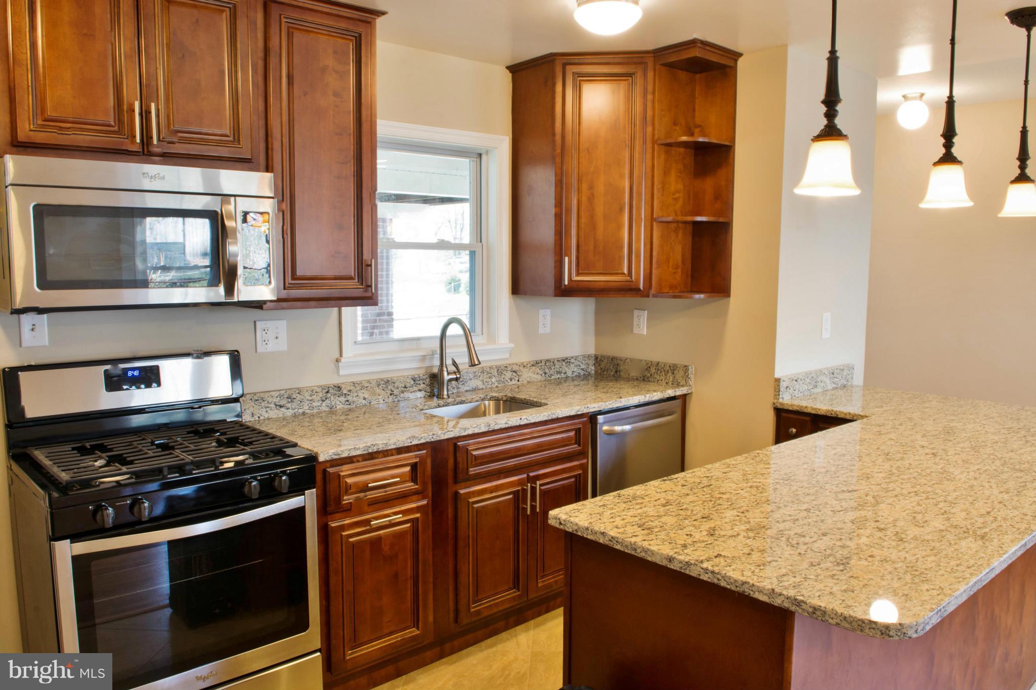 12209 Bluhill Road Silver Spring, MD 20902 - Photo 5 of 24 Kitchen
