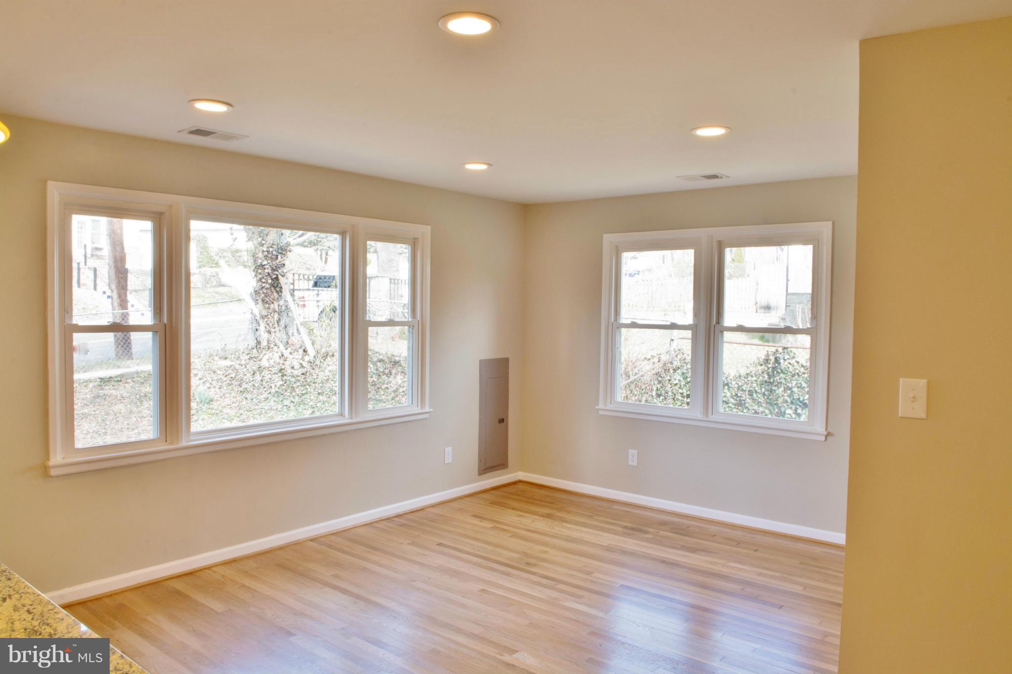12209 Bluhill Road Silver Spring, MD 20902 - Photo 9 of 24 Living Room
