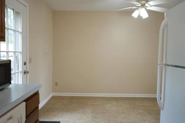 $1,650 | 832 Vine Street, Harrisonburg, VA 22802