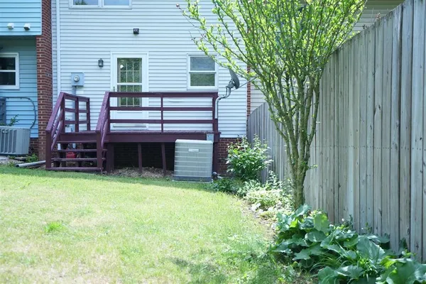 $1,650 | 832 Vine Street, Harrisonburg, VA 22802