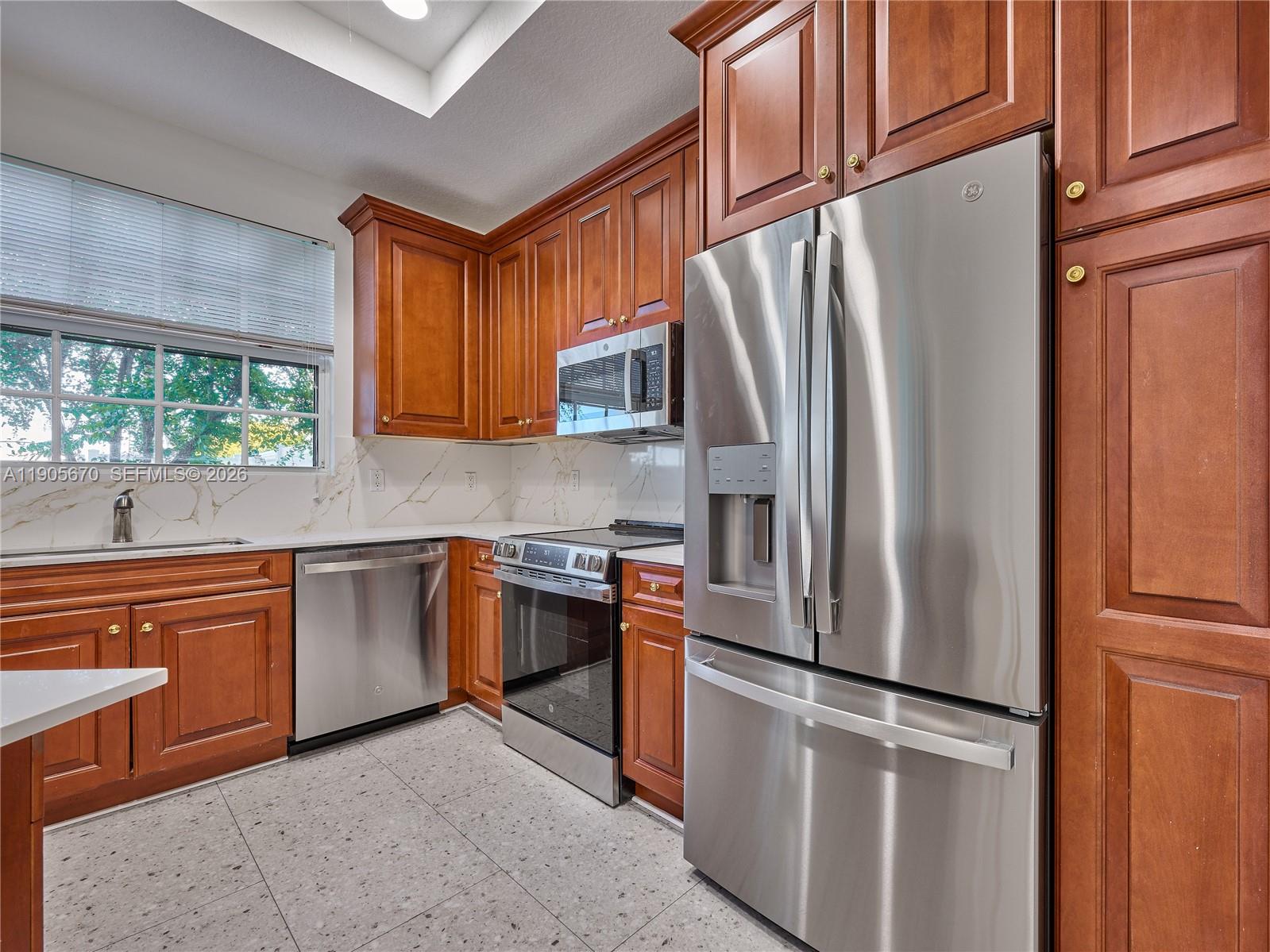 475 Ocean Ridge Way Juno Beach, FL 33408 - Photo 18 of 59 Brand New Designer Appliances