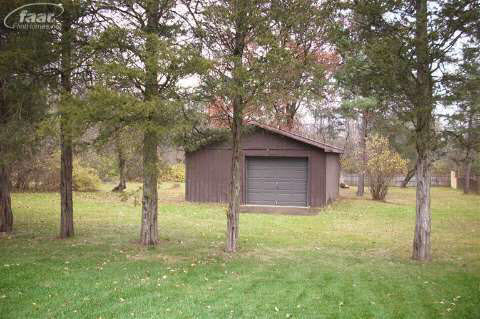 9106 Carpenter Road Flushing, MI 48433 - Photo 14 of 14 20386426-13.JPG