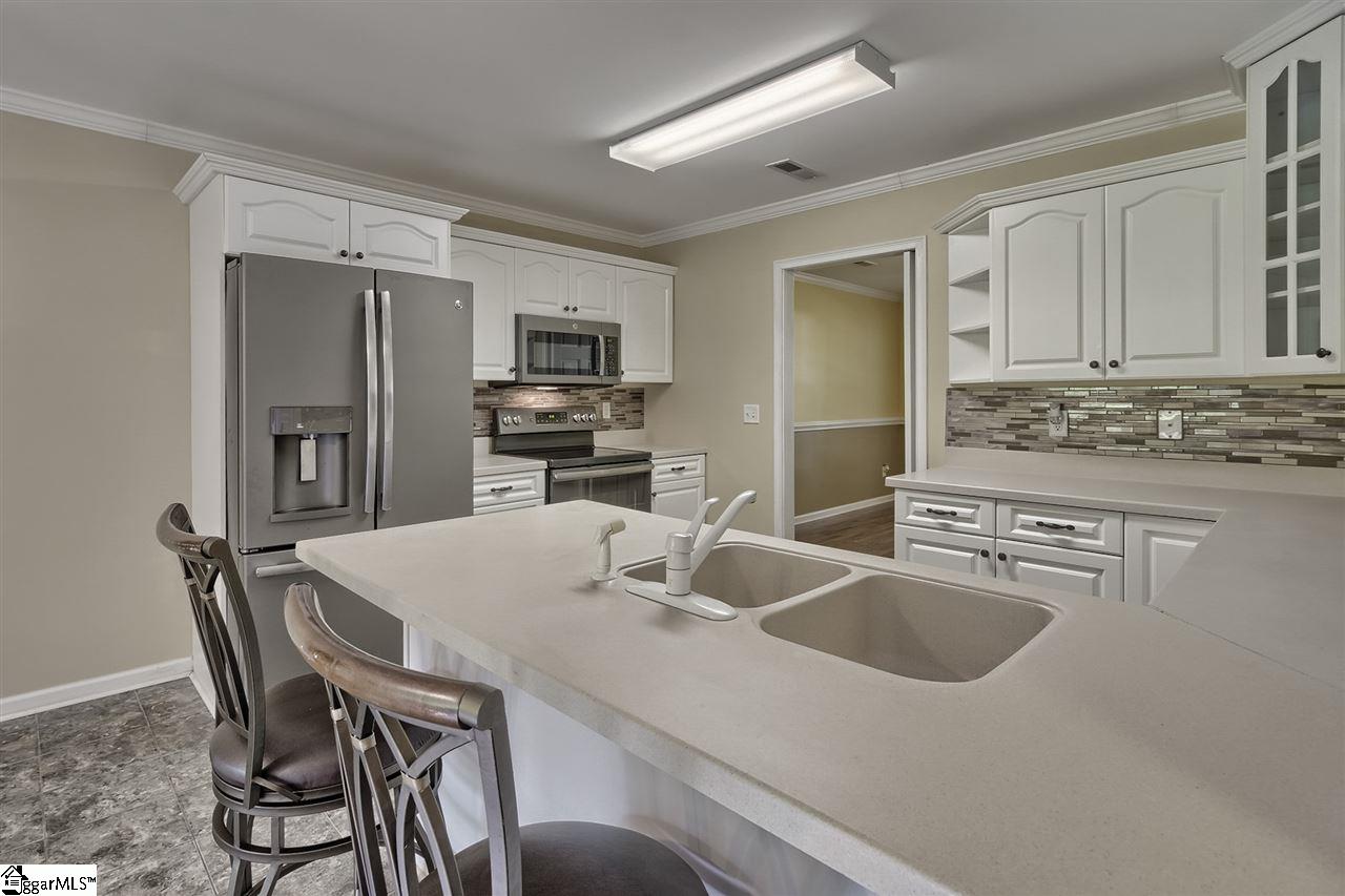 200 Crossington Way Fountain Inn, SC 29644 - Photo 8 of 36 Gallery Image 8