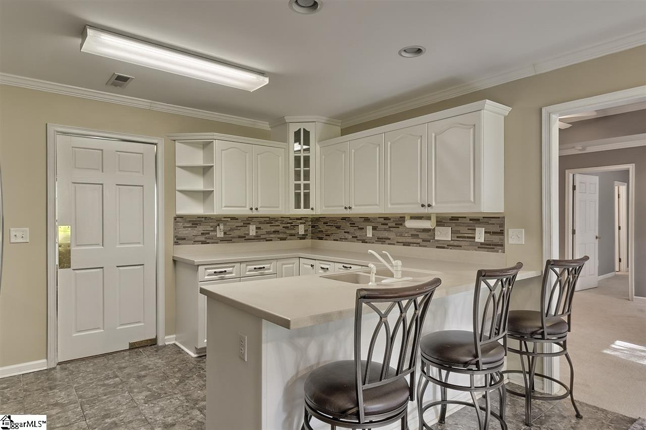 200 Crossington Way Fountain Inn, SC 29644 - Photo 9 of 36 Gallery Image 9