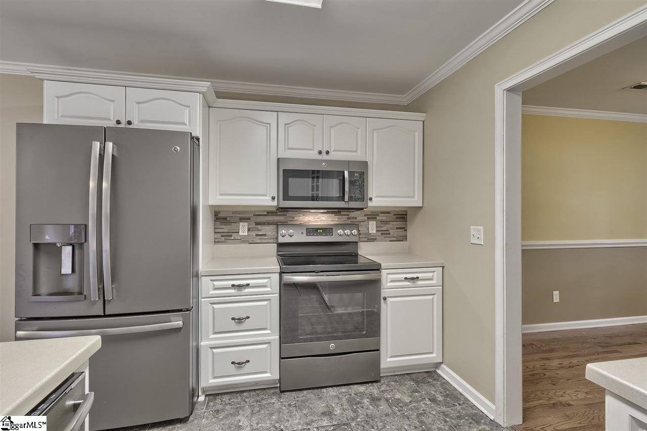 200 Crossington Way Fountain Inn, SC 29644 - Photo 10 of 36 Gallery Image 10