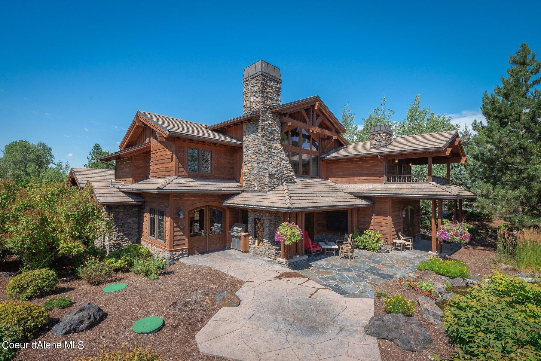 17308 South Halite Loop Coeur D'Alene, ID 83814 - Photo 11 of 57 Expansive Back Patio