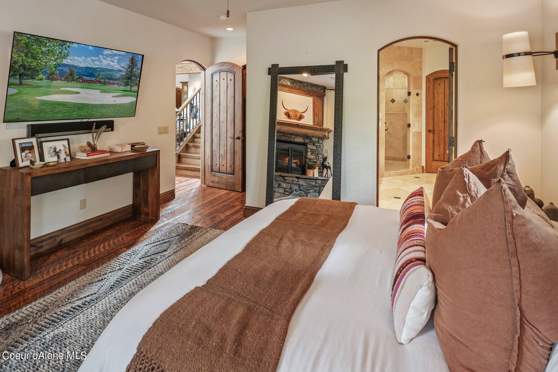 17308 South Halite Loop Coeur D'Alene, ID 83814 - Photo 25 of 57 Master Suite