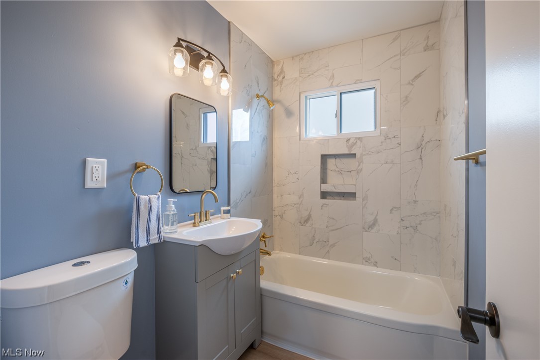651 Pendley Road Willowick, OH 44095 - Photo 16 of 25