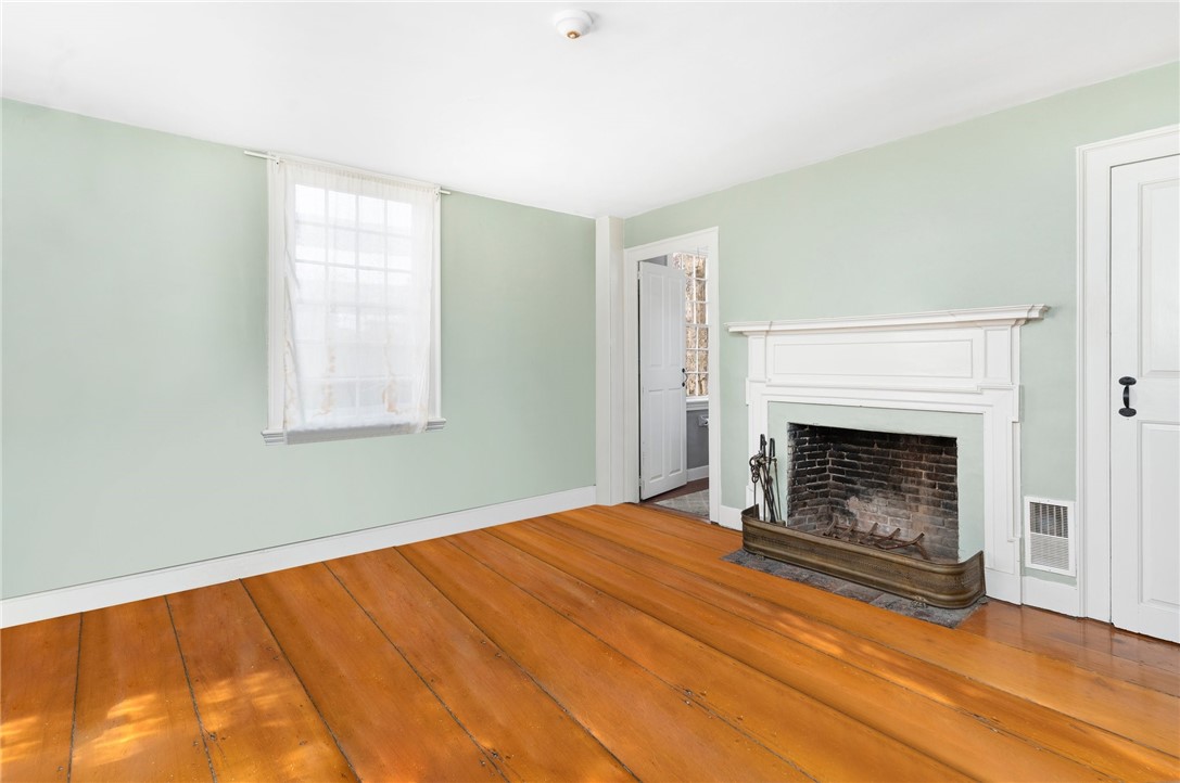 47 Post Road Warwick, RI 02888 - Photo 13 of 46 Main Level Unit