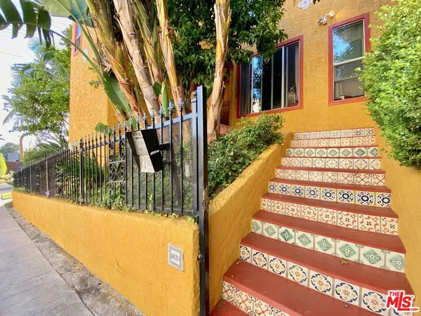 $3,495 | 605 1/2 Tularosa Drive, Los Angeles, CA 90026