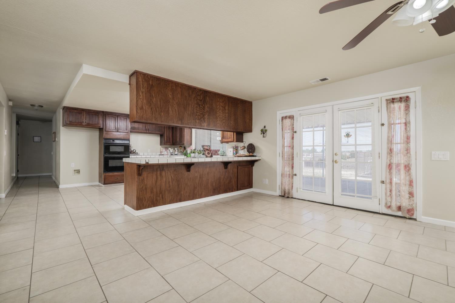9244 Rogers Road Sacramento, CA 95829 - Photo 26 of 75 Gallery Image 26