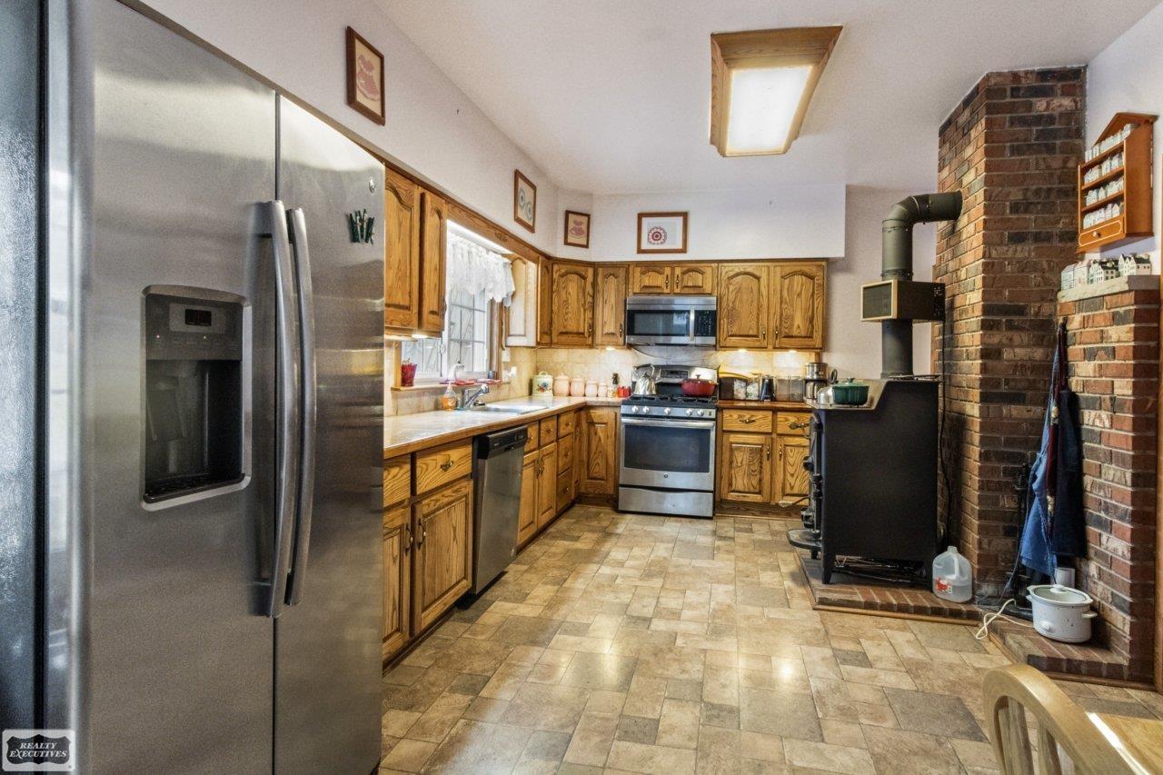 5405 South Lake Shore Road Harbor Beach, MI 48441 - Photo 21 of 52