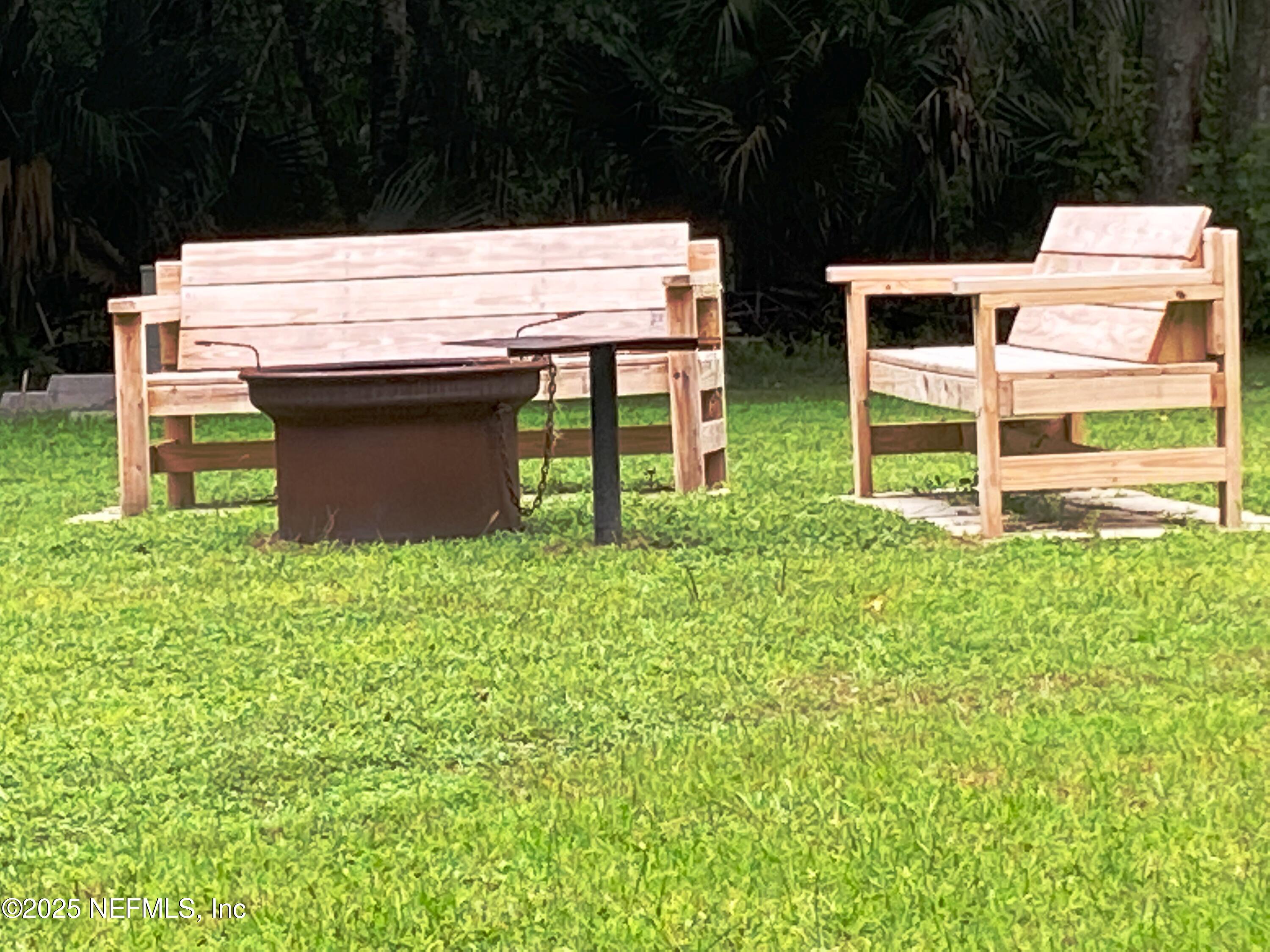 0 Georgetown Denver Road Georgetown, FL 32139 - Photo 5 of 7 Right firepit site