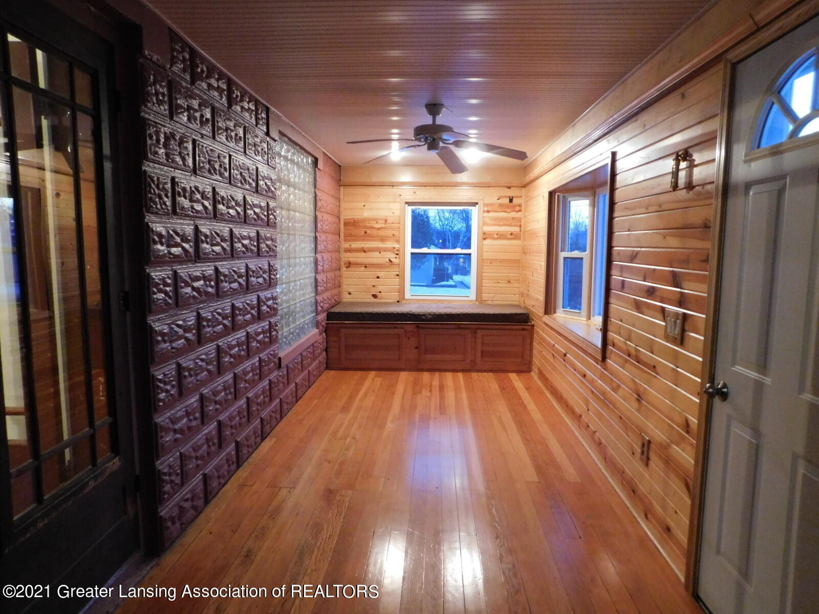 352 Okemos Road Mason, MI 48854 - Photo 2 of 34 3 season room/porch
