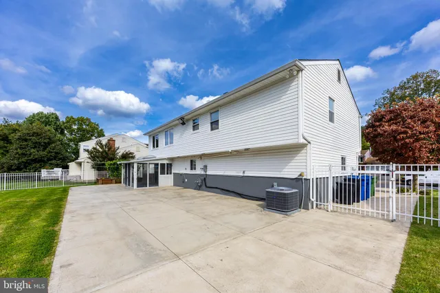 $565,888 | 24 Westbury Drive, Cherry Hill, NJ 08003