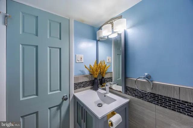 $565,888 | 24 Westbury Drive, Cherry Hill, NJ 08003