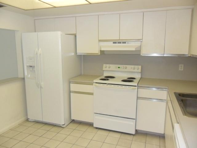 101 Laredo Lane Boca Raton, FL 33487 - Photo 3 of 12 20160902175114693367000000-o