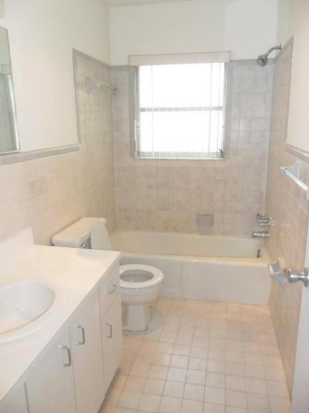 101 Laredo Lane Boca Raton, FL 33487 - Photo 10 of 12 20160902175114345885000000-o