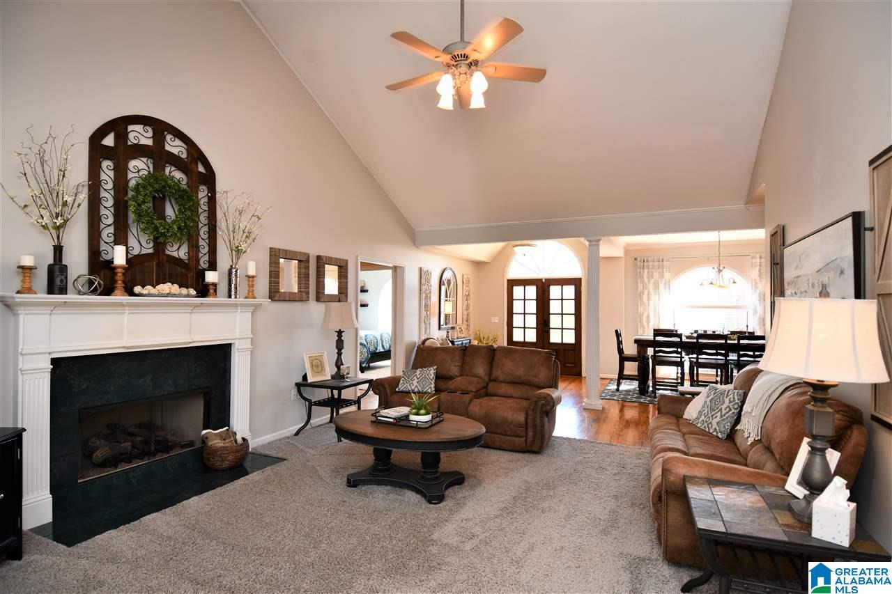 2065 Clinton Place Gadsden, AL 35903 - Photo 9 of 48