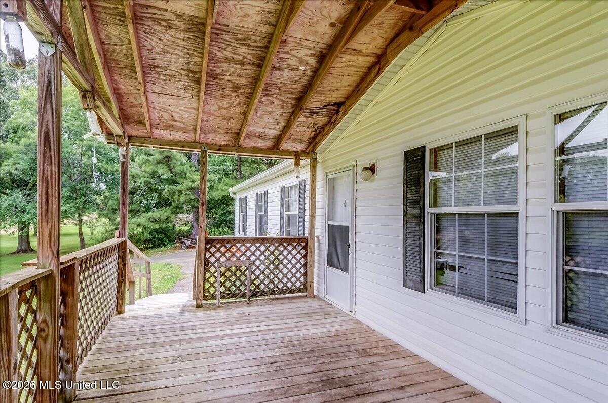2041 King Road Southaven, MS 38672 - Photo 5 of 32 05-KMP_9487_88_89_90_91