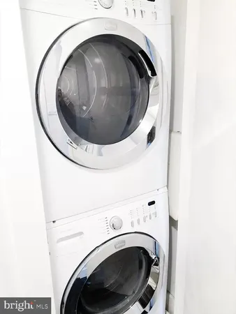 a close up view of washer and dryer