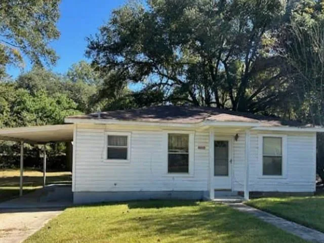 $29,100 | 1002 Robert Street, Bastrop, LA 71220