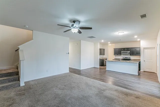 $355,000 | 201 Sabine River Road, Glenn Heights, TX 75154